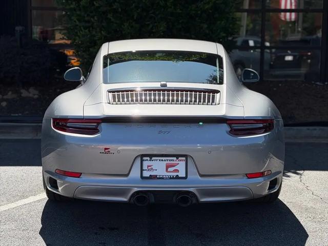 2018 Porsche 911 Carrera GTS