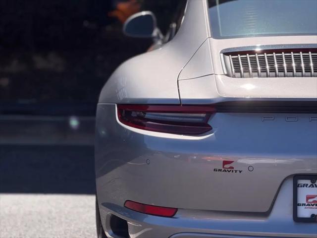 2018 Porsche 911 Carrera GTS