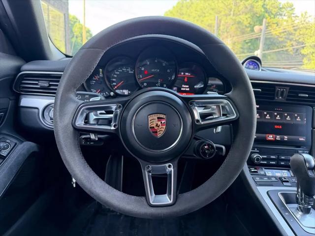 2018 Porsche 911 Carrera GTS