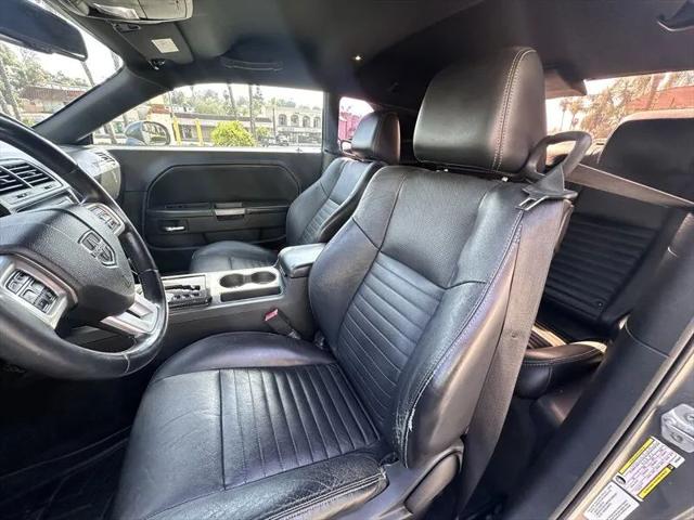 2011 Dodge Challenger Base