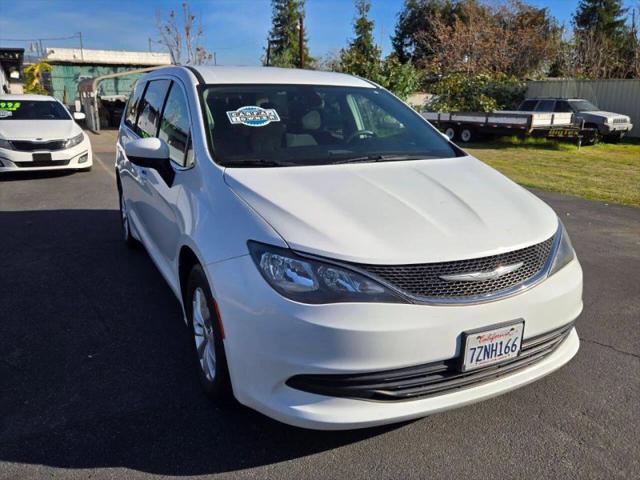 2017 Chrysler Pacifica Touring