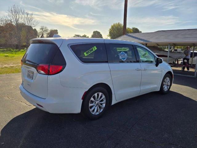 2017 Chrysler Pacifica Touring