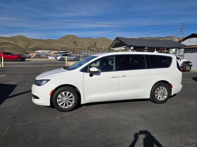 2017 Chrysler Pacifica Touring