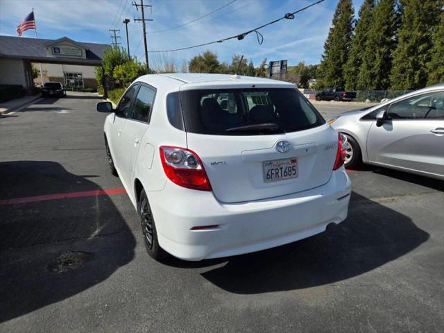 2009 Toyota Matrix Base