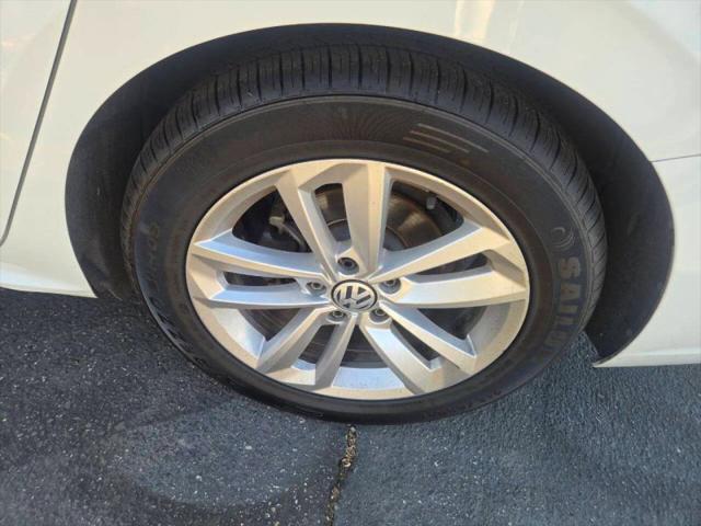 2020 Volkswagen Passat 2.0T SE