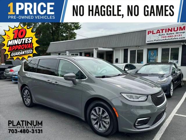 2022 Chrysler Pacifica Hybrid Touring L for sale in Arlington, VA