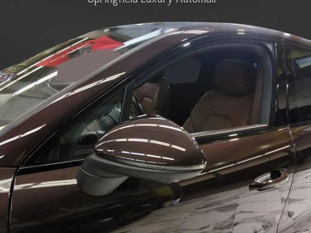 2023 Porsche Cayenne Base