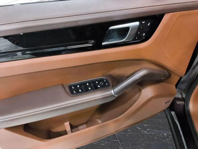 2023 Porsche Cayenne Base