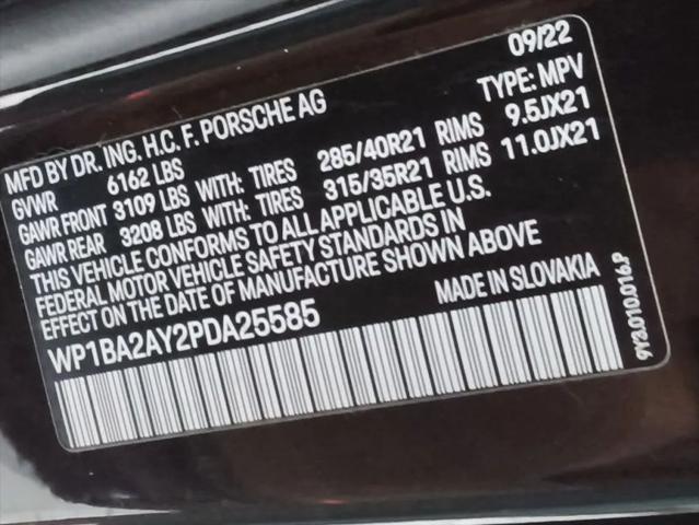 2023 Porsche Cayenne Base
