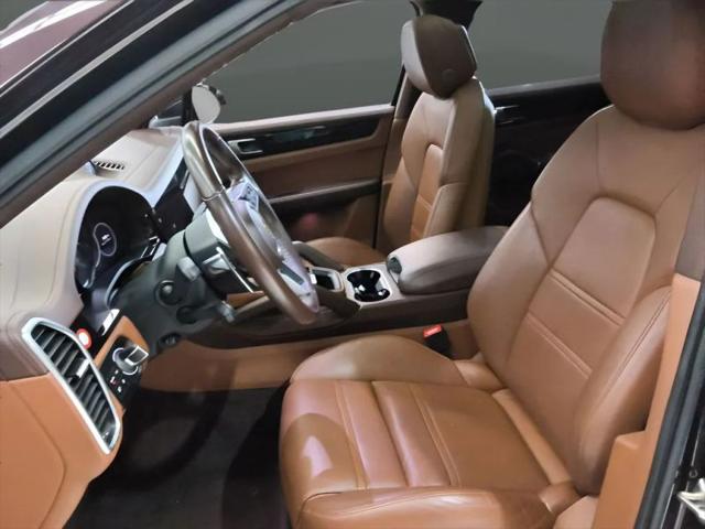 2023 Porsche Cayenne Base