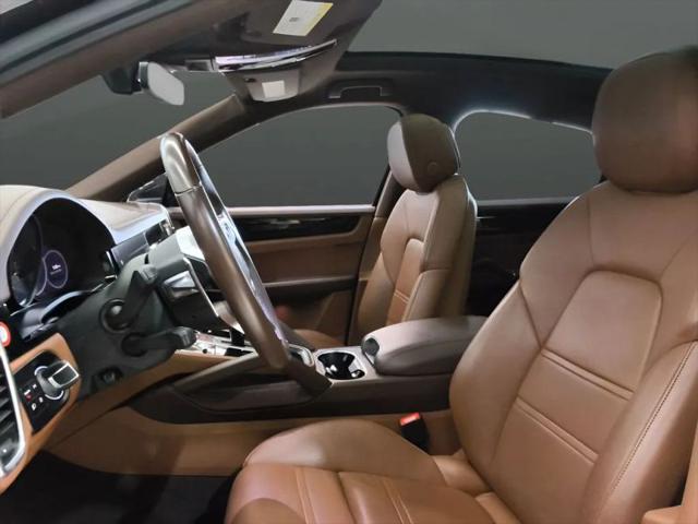 2023 Porsche Cayenne Base