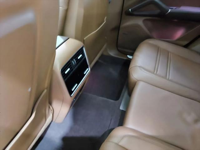 2023 Porsche Cayenne Base