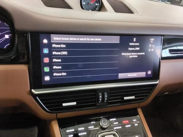 2023 Porsche Cayenne Base