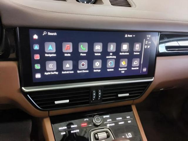 2023 Porsche Cayenne Base