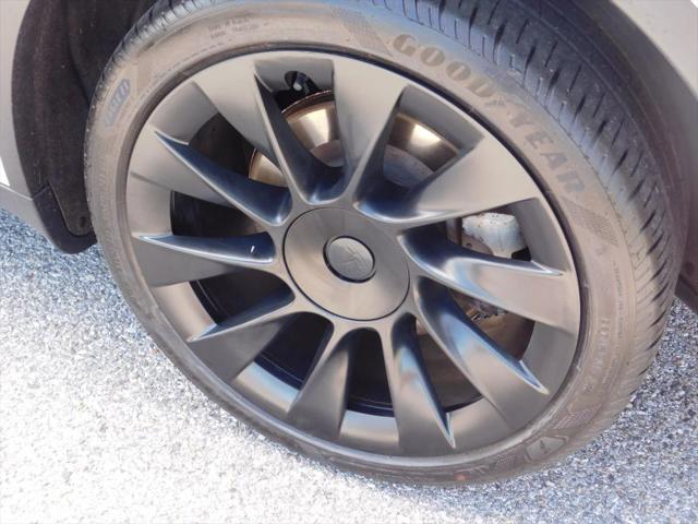 2023 Tesla Model Y Long Range Dual Motor All-Wheel Drive