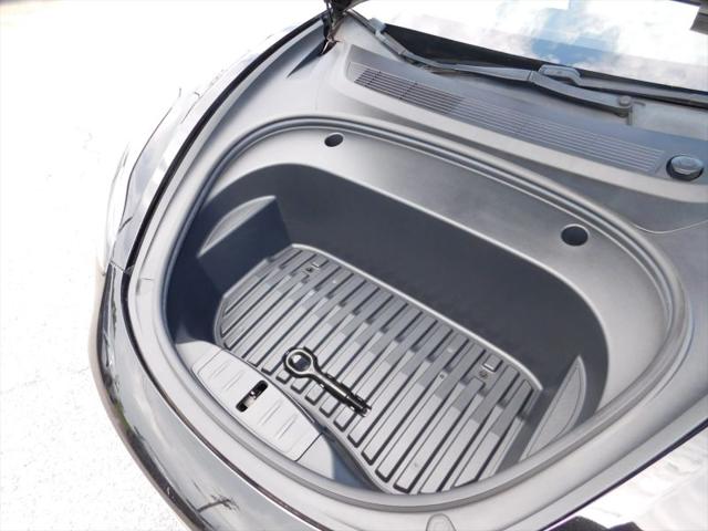 2021 Tesla Model 3 Standard Range Plus Rear-Wheel Drive