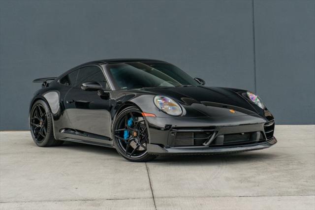 2022 Porsche 911 Carrera 4 GTS