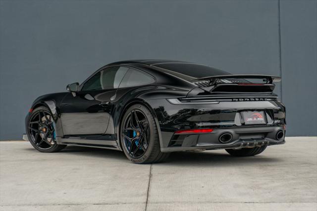 2022 Porsche 911 Carrera 4 GTS