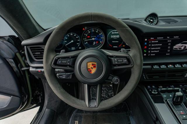 2022 Porsche 911 Carrera 4 GTS