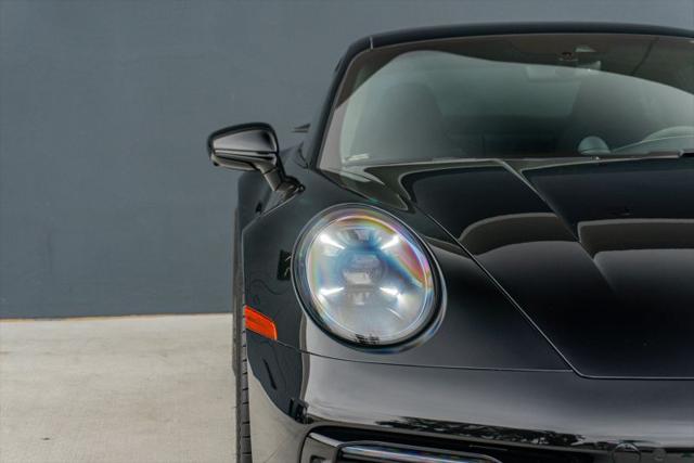 2022 Porsche 911 Carrera 4 GTS