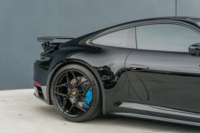 2022 Porsche 911 Carrera 4 GTS