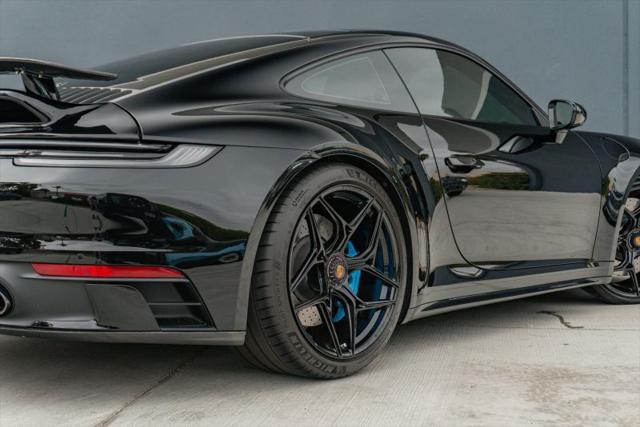 2022 Porsche 911 Carrera 4 GTS
