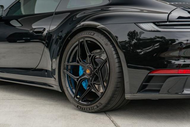 2022 Porsche 911 Carrera 4 GTS