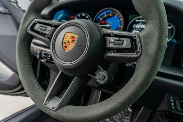 2022 Porsche 911 Carrera 4 GTS
