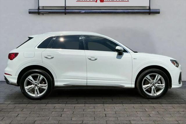 2021 Audi Q3 Premium Plus 45 TFSI S line quattro Tiptronic