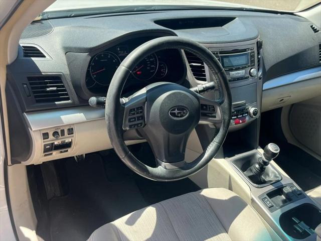 2013 Subaru Outback 2.5i Premium