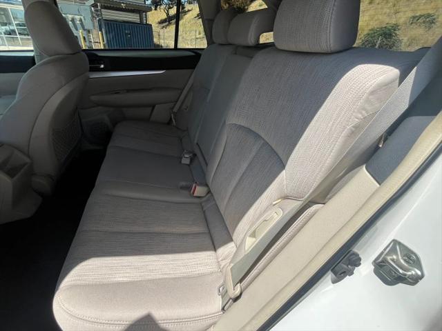 2013 Subaru Outback 2.5i Premium