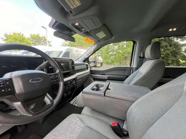 2024 Ford F-350 XLT