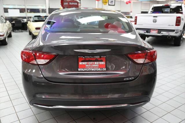 2016 Chrysler 200 Limited