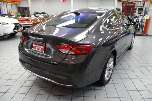 2016 Chrysler 200 Limited