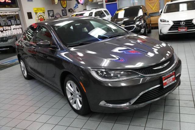 2016 Chrysler 200 Limited