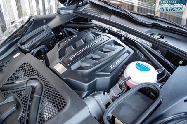 2016 Porsche Macan Turbo