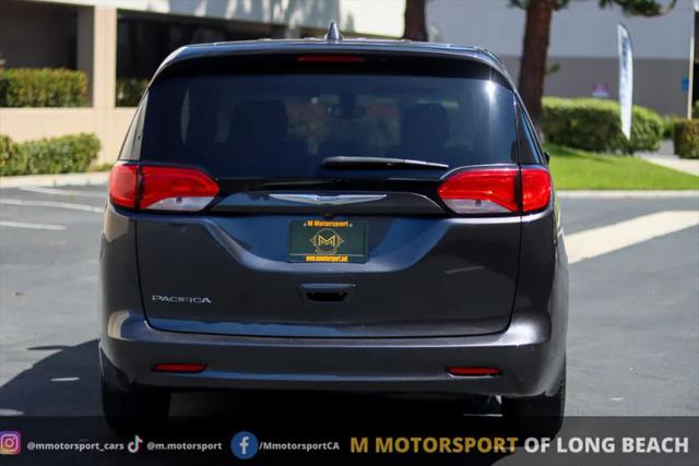 2017 Chrysler Pacifica LX