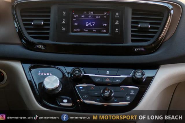 2017 Chrysler Pacifica LX
