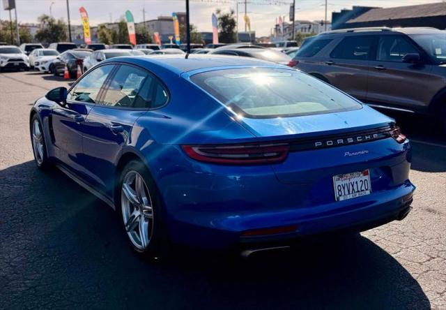 2017 Porsche Panamera 4