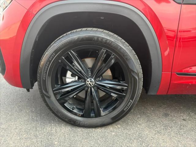 2023 Volkswagen Atlas 3.6L V6 SEL R-Line Black