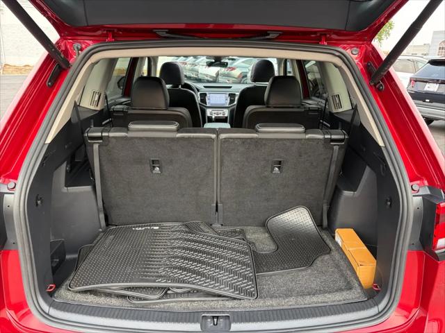 2023 Volkswagen Atlas 3.6L V6 SEL R-Line Black
