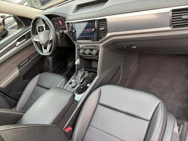 2023 Volkswagen Atlas 3.6L V6 SEL R-Line Black