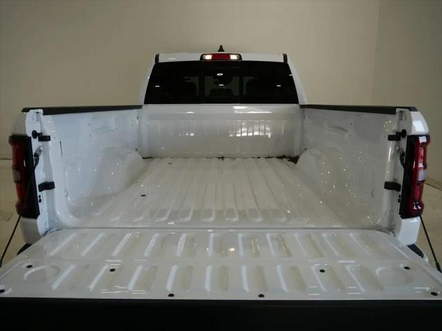 2026 Ram 1500 Big Horn Crew Cab 4x4 64 Box