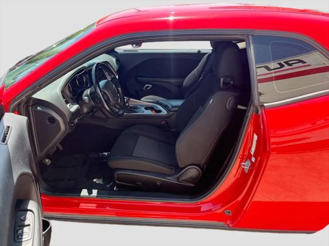 2022 Dodge Challenger SXT