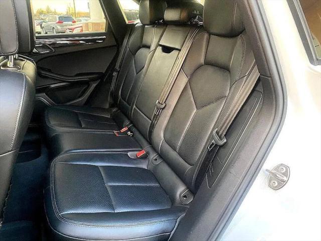 2015 Porsche Macan S