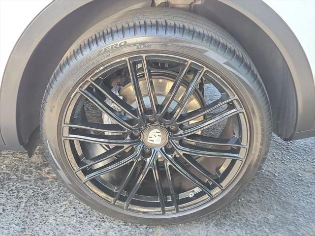 2021 Porsche Cayenne Base
