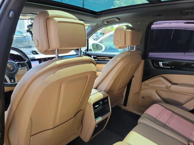 2021 Porsche Cayenne Base