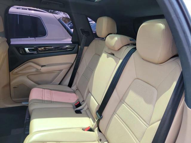 2021 Porsche Cayenne Base