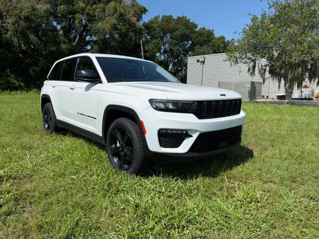 2023 Jeep Grand Cherokee Limited 4x2