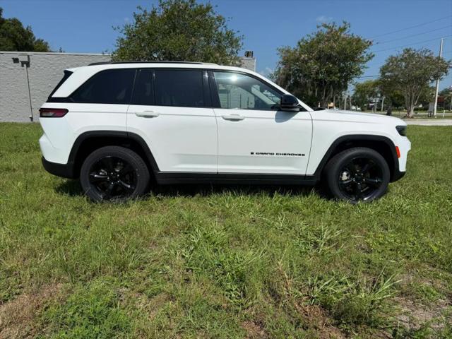 2023 Jeep Grand Cherokee Limited 4x2